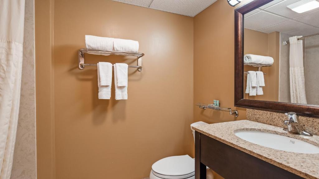 Best Western West Deptford Inn - image 7