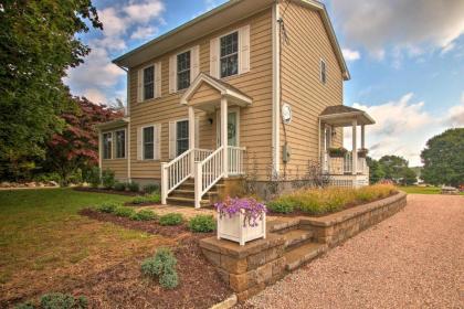 Pawcatuck Riverfront Home with Yard - Mins to Beach!