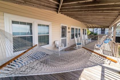 Belford 6BR3BA Oceanfront Beach House - image 16