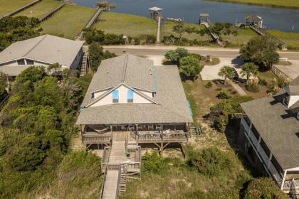 Belford 6BR3BA Oceanfront Beach House - image 4