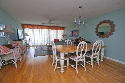 Cambridge 203 OV 3BR3BA wKitchen  Balcony Pawleys Island South Carolina