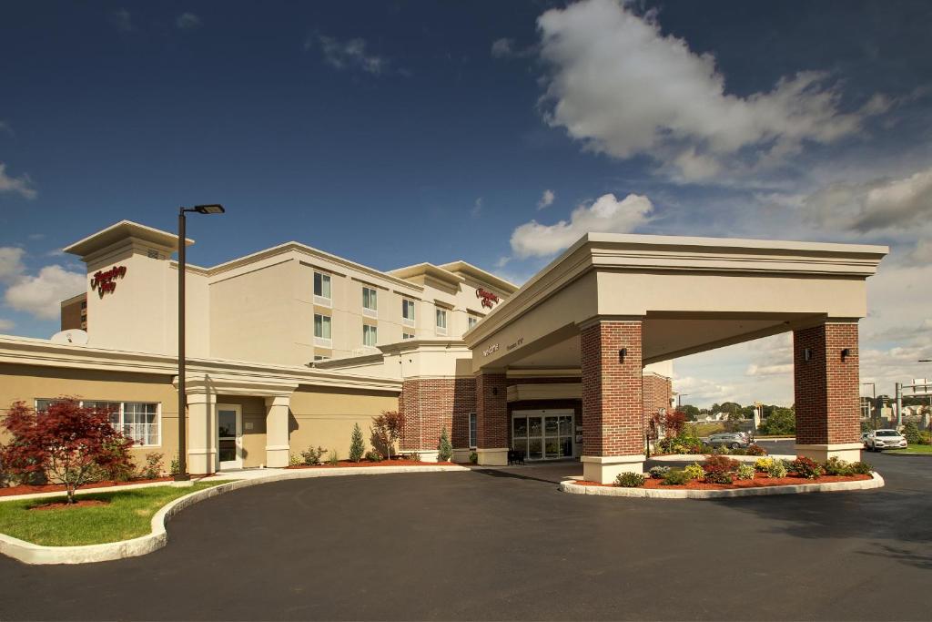 Hampton Inn-Pawtucket RI - image 6