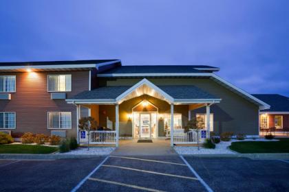 Paynesville Inn & Suites - image 13