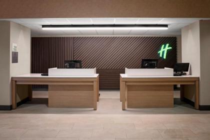 Holiday Inn & Suites Boston Peabody an IHG Hotel - image 11