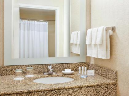 SpringHill Suites Boston Peabody - image 9