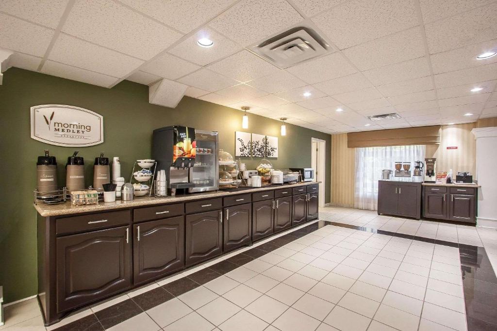 Sleep Inn & Suites Airport Pearl - image 7