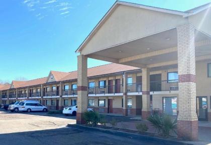 SureStay Hotel by Best Western Richland - image 2