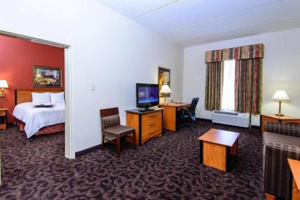 Hampton Inn Houston-Pearland TX - image 3