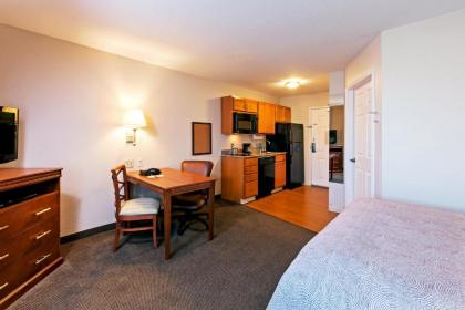 Candlewood Suites Pearland an IHG Hotel - image 6