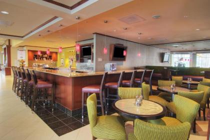 Hilton Garden Inn Houston-Pearland - image 13