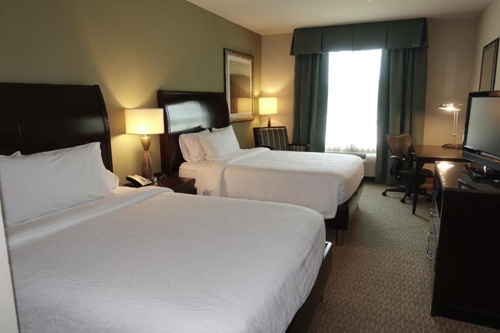 Hilton Garden Inn Houston-Pearland - image 7