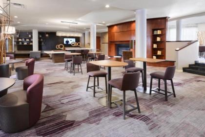 Courtyard Marriott Houston Pearland - image 10