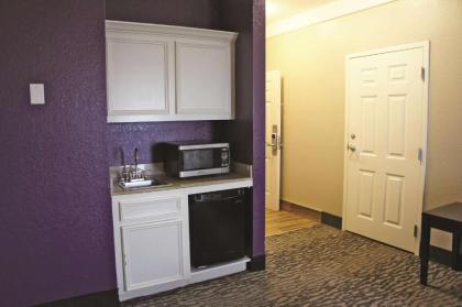 La Quinta by Wyndham Pearland - image 7