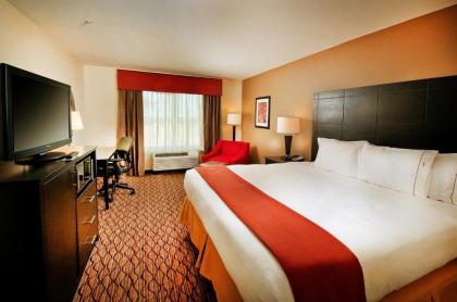 Holiday Inn Express Hotel and Suites Pearsall an IHG Hotel - image 8