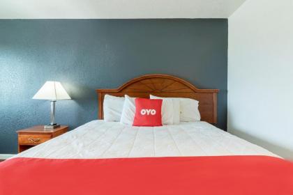 OYO Hotel Pearsall I-35 East - image 15