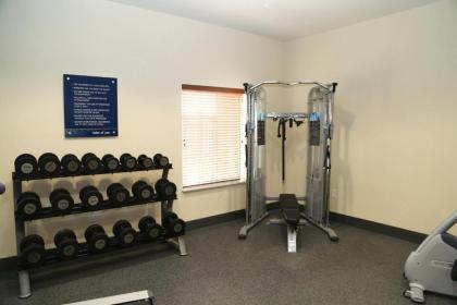 Hampton Inn Pearsall - image 13