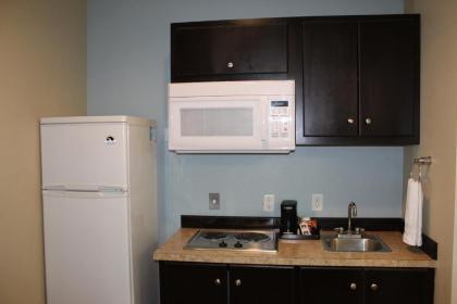 Horizon Inn & Suites - image 2