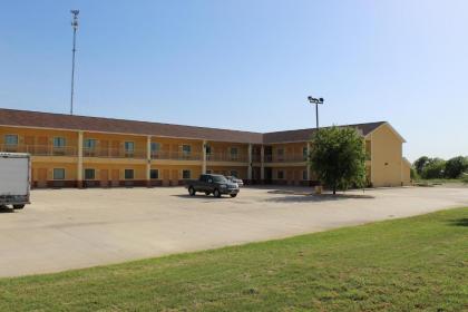 Horizon Inn & Suites - image 9