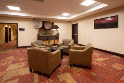 Hampton Inn & Suites I-35/Mulvane - image 4