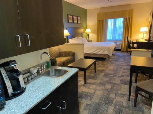 Holiday Inn Express Pekin - Peoria Area - image 2