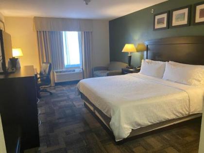 Holiday Inn Express Pekin - Peoria Area - image 7