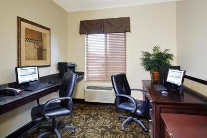 Holiday Inn Express Pekin - Peoria Area - image 9