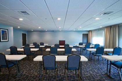 Holiday Inn Express & Suites Birmingham South - Pelham an IHG Hotel - image 11