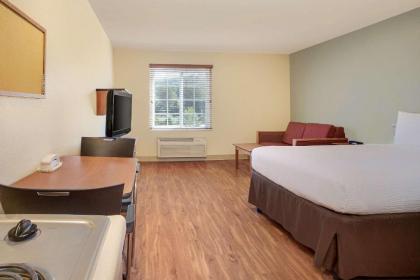 WoodSpring Suites Birmingham Pelham - image 11