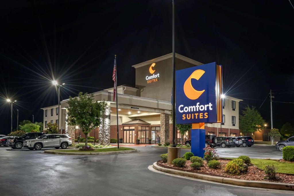 Comfort Suites Pell City I-20 exit 158 - image 6