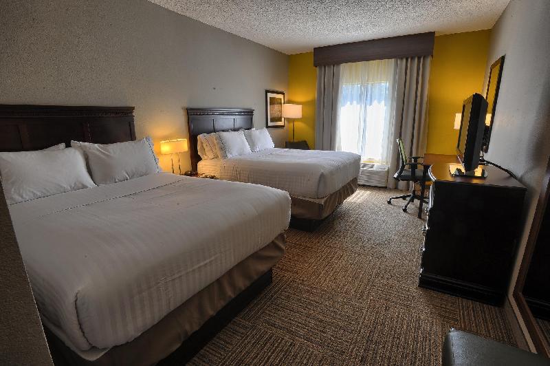 Holiday Inn Express Hotel & Suites Pell City - image 6