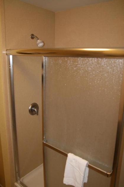 Hampton Inn Pendleton - image 13