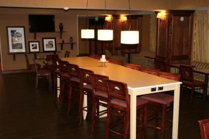 Hampton Inn Pendleton - image 3