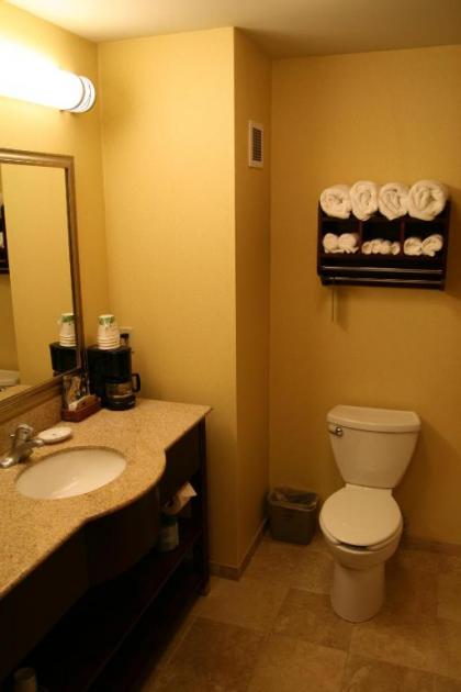 Hampton Inn Pendleton - image 7