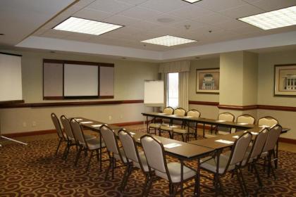 Hampton Inn Pennsville - image 11