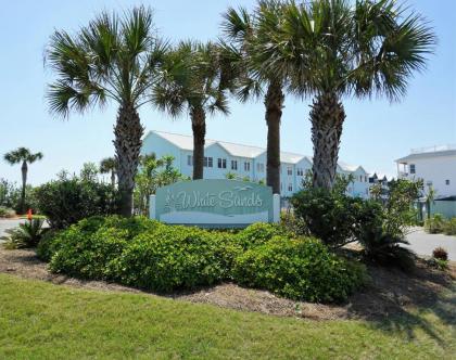 445 Fort Pickens Rd - image 16