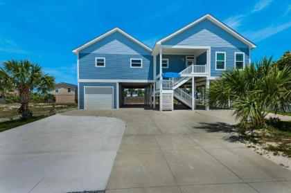 The Campbell Beach House - image 8