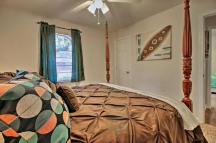 Pensacola Home with Furnished Patio - 1 Mi to Bay - image 5