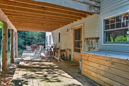 Forested Pentwater Beachhouse-100 Ft to Shore - image 9