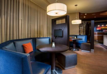 Courtyard by Marriott Peoria - image 11