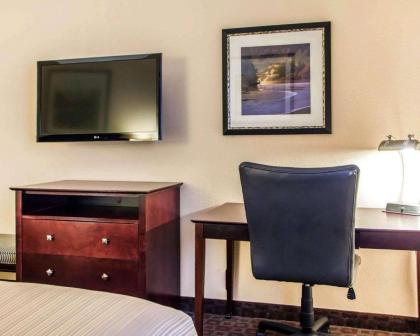 Quality Inn & Suites Peoria - image 12