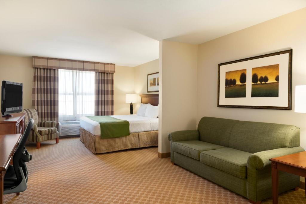 Country Inn & Suites by Radisson Peoria North IL - image 2