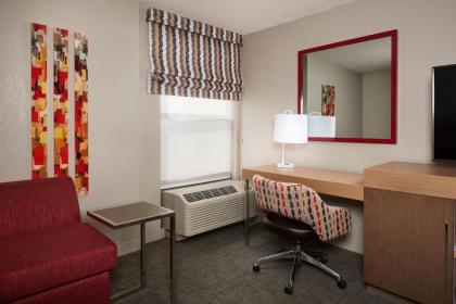 Hampton Inn Glendale-Peoria - image 10