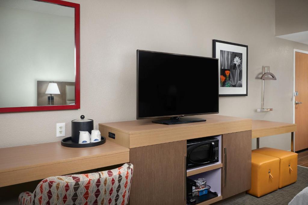 Hampton Inn Glendale-Peoria - image 5