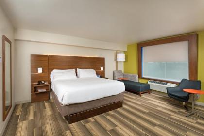 Holiday Inn Express Peoria North - Glendale an IHG Hotel - image 11