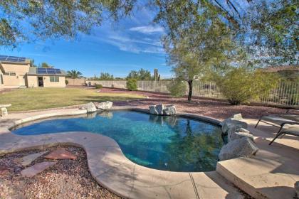 Peaceful Phoenix Bungalow with Grill and Pool! - image 3