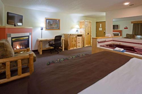 AmericInn by Wyndham Pequot Lakes - image 7