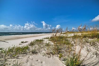 Perdido Key Home with Pool- Near Beach Great Reviews - image 3