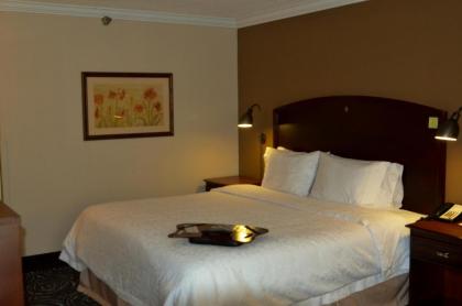 Hampton Inn Perry - image 11