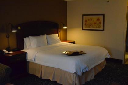 Hampton Inn Perry - image 13