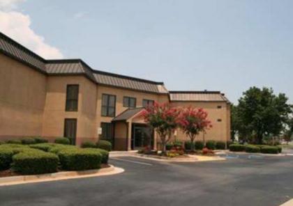 Hampton Inn Perry - image 14